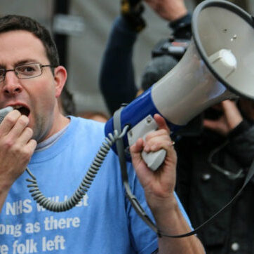 800x600 junior doc protest